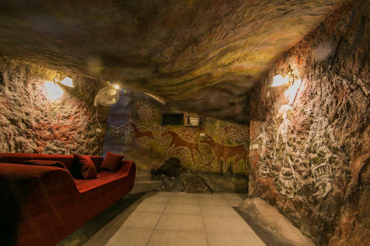 Rockville Hotel Sultan Bathery Esterno foto